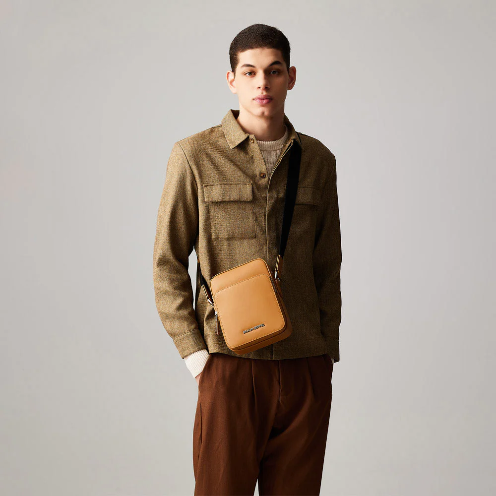 MASON SMALL POSTMAN - Image 11